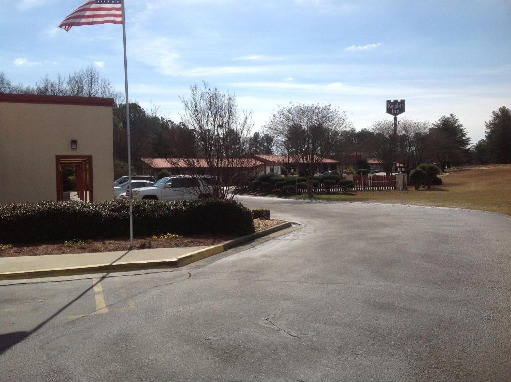 Knights Inn - Cayce Esterno foto