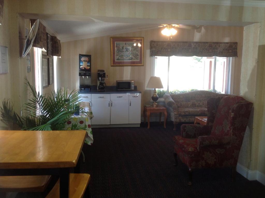 Knights Inn - Cayce Esterno foto